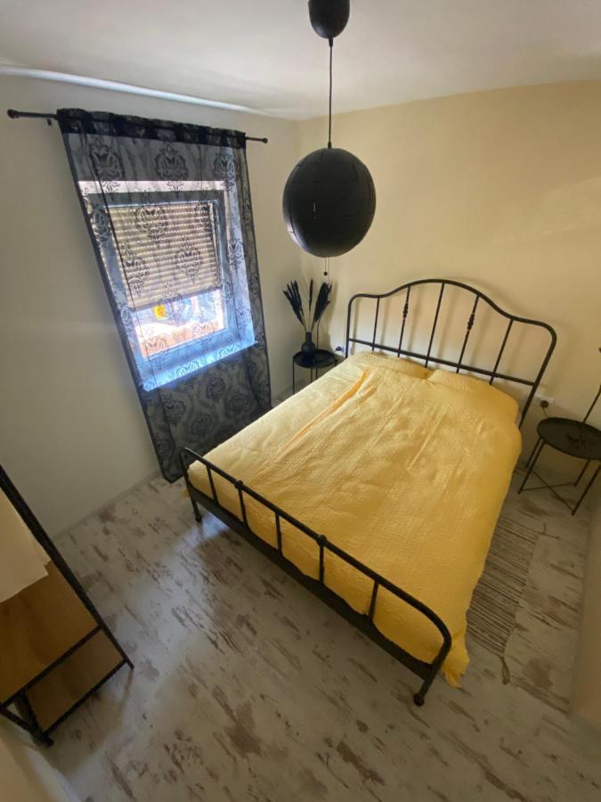 Hisa Megiclinic - Apartments & Healing Center كوباريد المظهر الخارجي الصورة