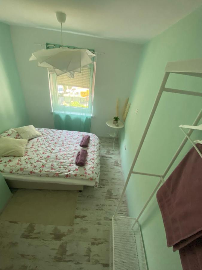 Hisa Megiclinic - Apartments & Healing Center كوباريد المظهر الخارجي الصورة